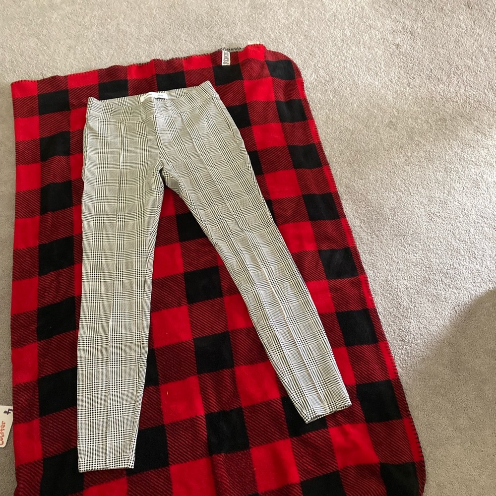 Rayon/spandex pants Size~S. NWOT